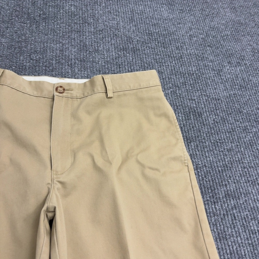 LL Bean Shorts Mens 34 Khaki Cotton Classic Fit Chino Casual Outdoor Summer - Picture 2 of 7